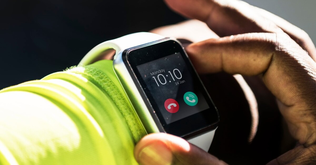 smart watch with breathalyser features